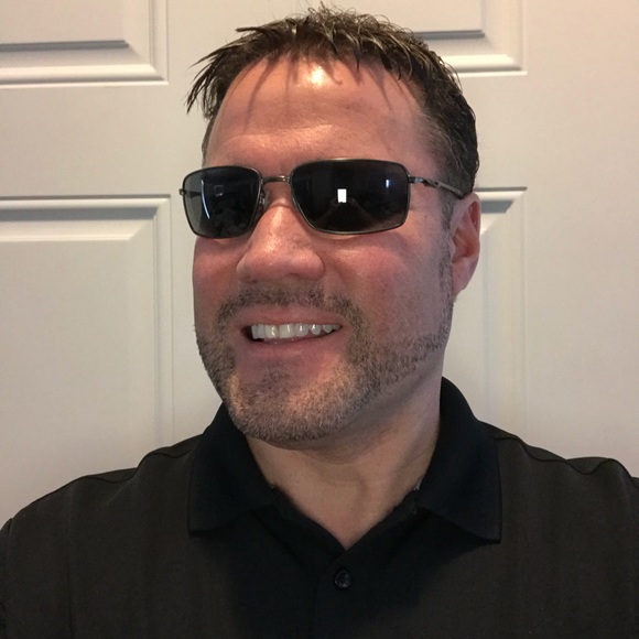 Meet your Posher, Chad - Picture 1 of 1